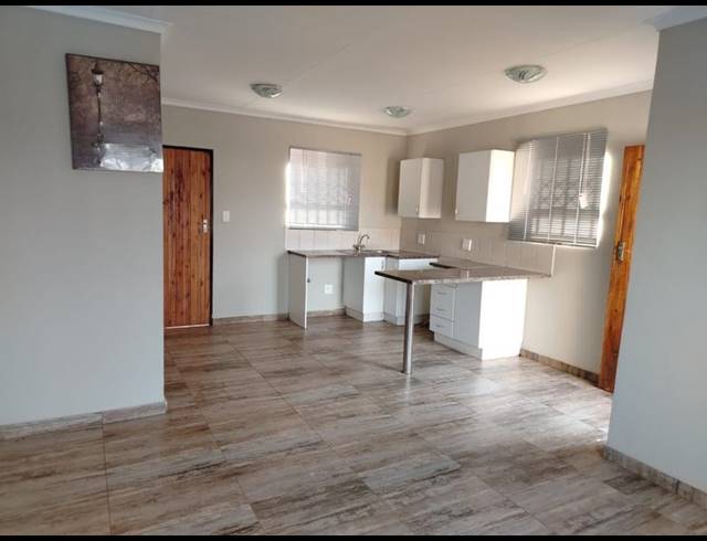 3 BEDROOM HOUSE FOR SALE IN WINDMILL PARK